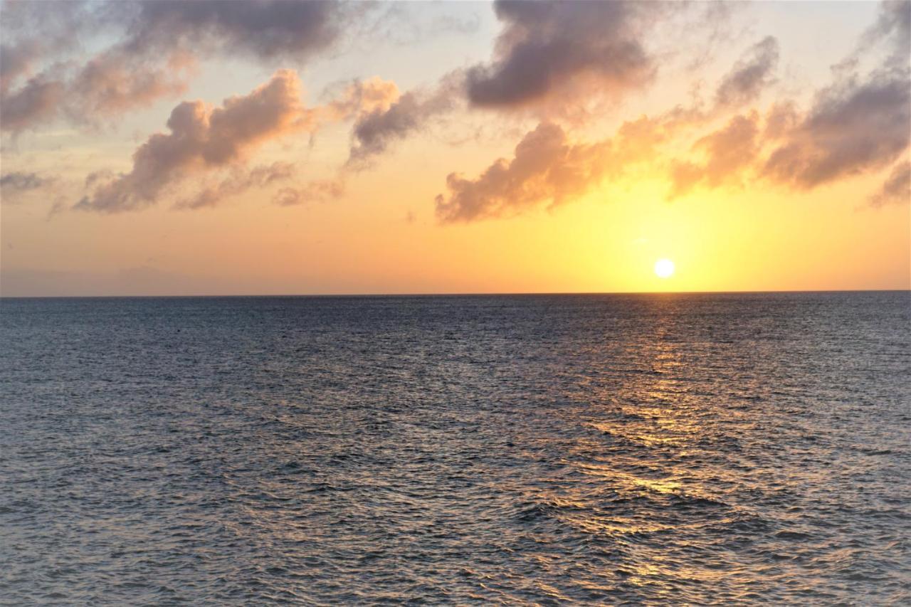 Okinawa Ocean Front Ξενοδοχείο Chatan Εξωτερικό φωτογραφία